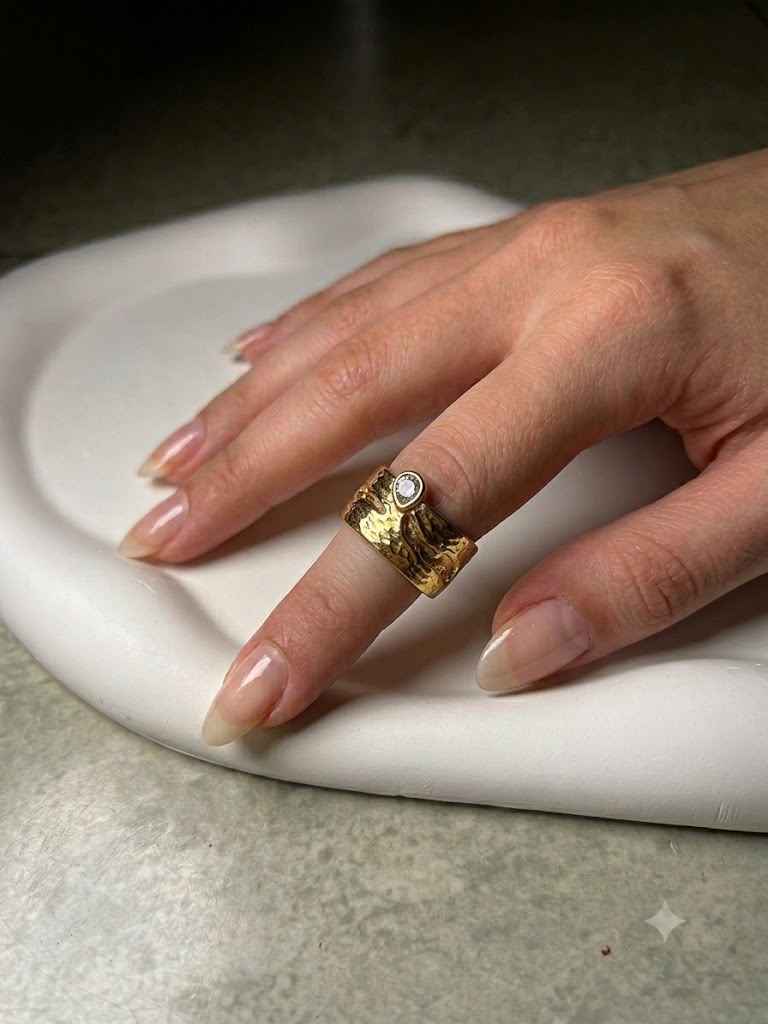 Anti tarnish ring