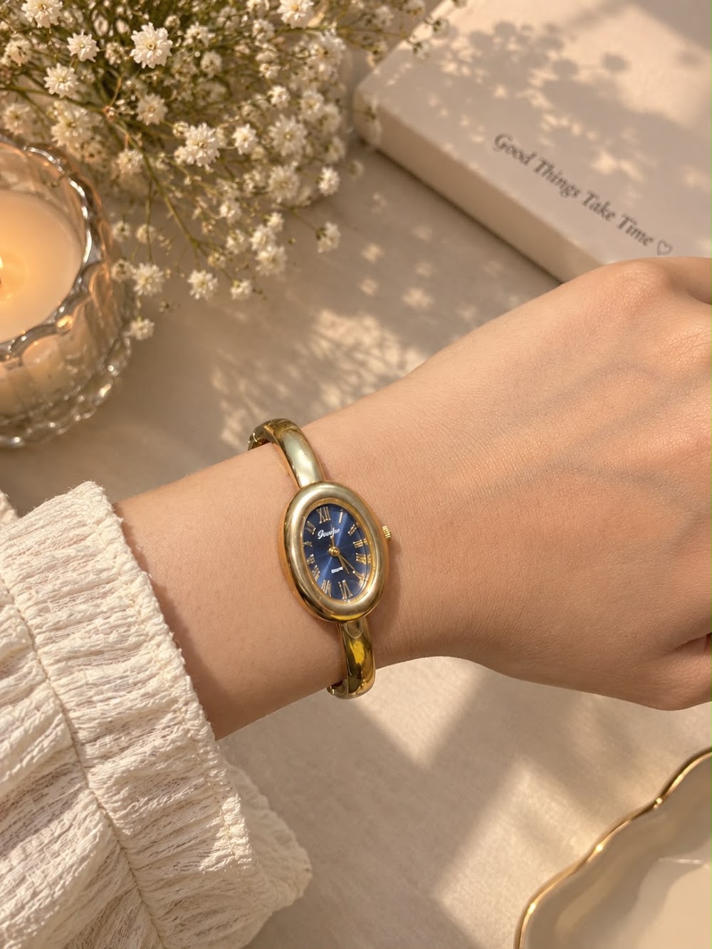 Navy blue dial premium watch