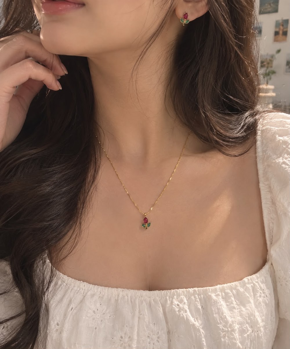 Small tulip pendant